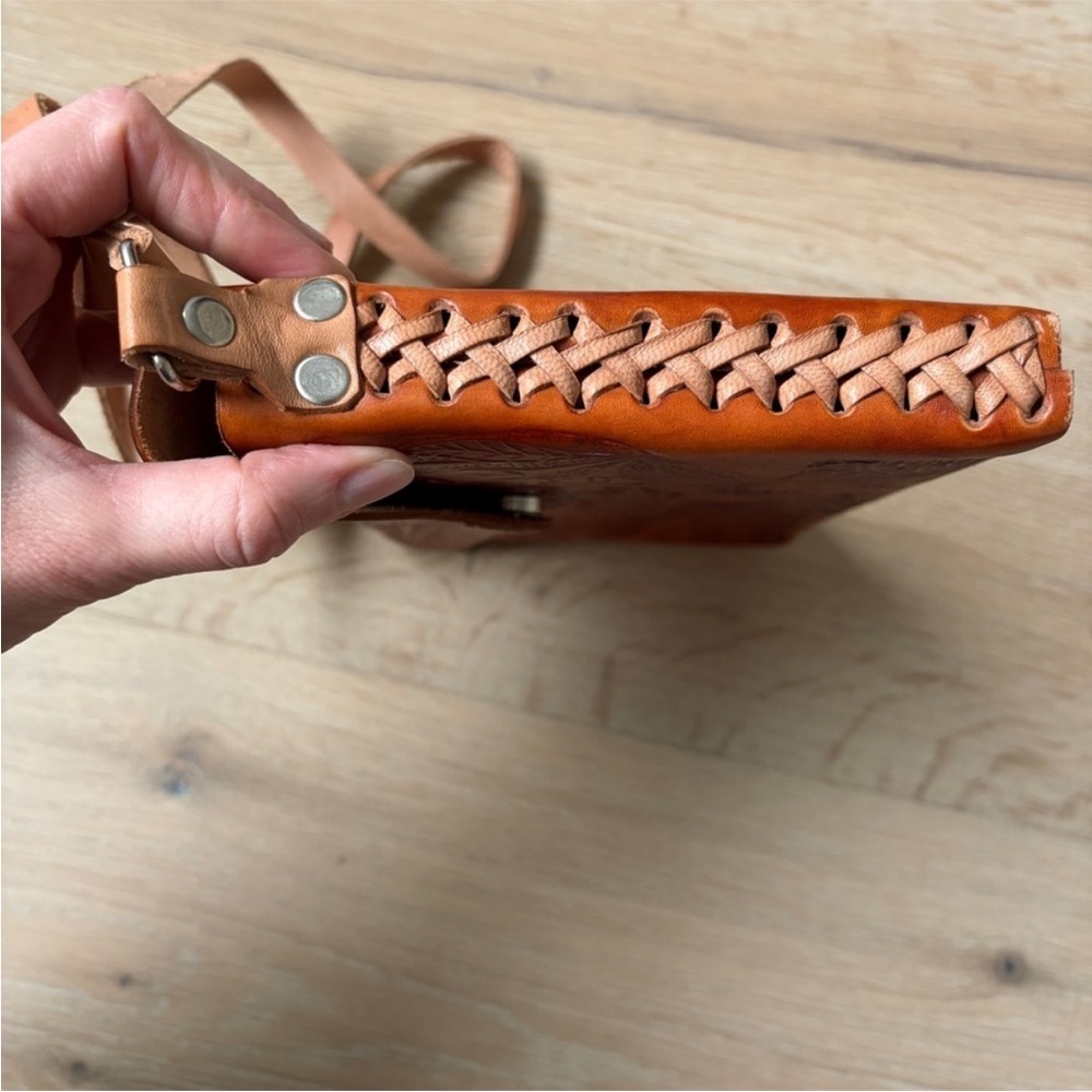 Hand Tooled Leather Crossbody Bag Floral Butterfly Bohemian Western Purse *L13 - Picture 4 of 6